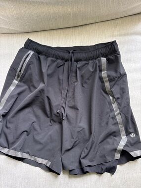 lululemon athletica Black Men’s Athletic Shorts with Reflective Stripes